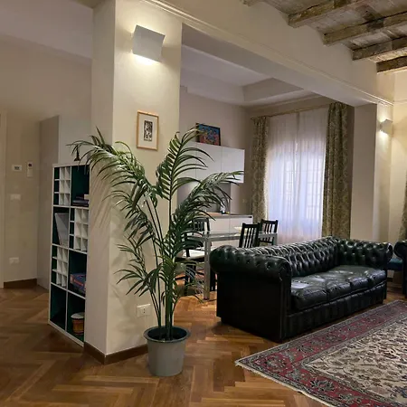 Appartement Steps From Piazza Maggiore - 1 Bedroom *
