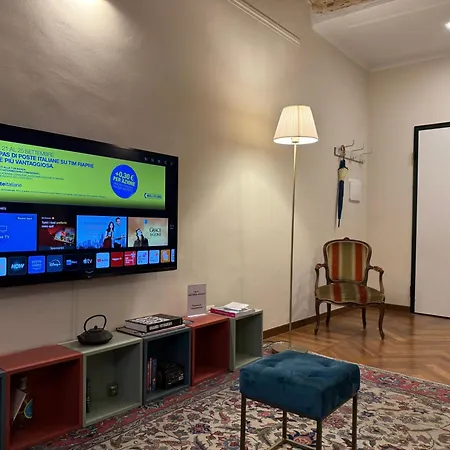 Steps From Piazza Maggiore - 1 Bedroom *